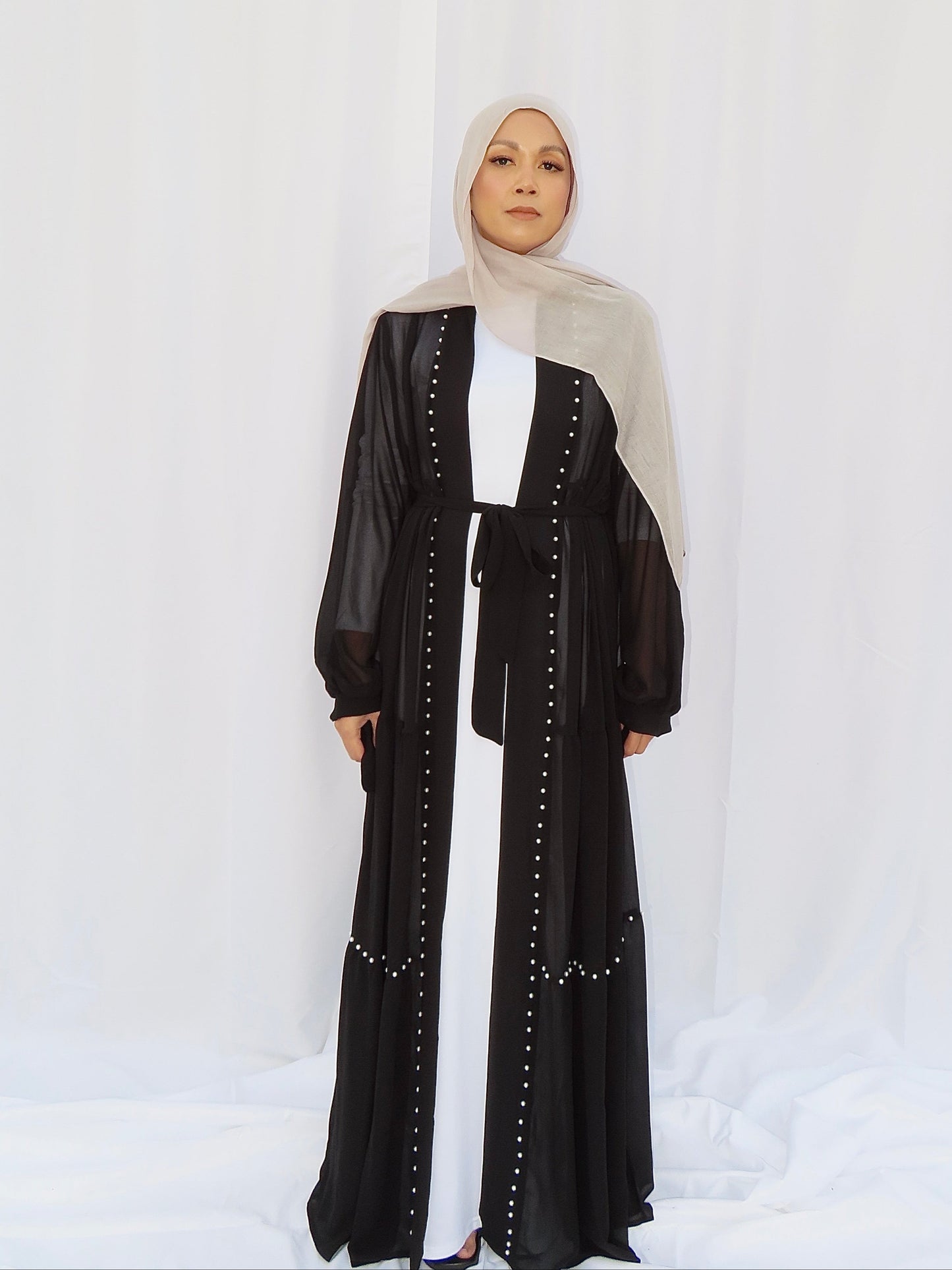 Pearl Abaya